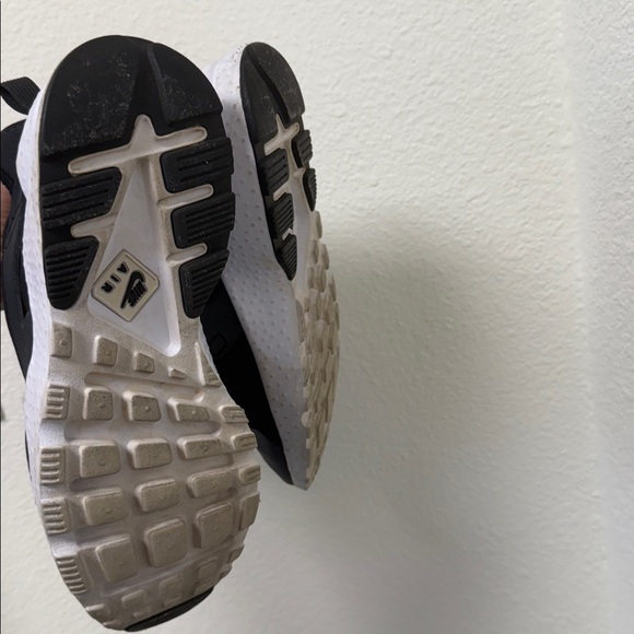 Nike black Sneakers - Picture 7 of 8